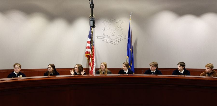 6_Zawistowski - Bear skit 040126-6177.jpg